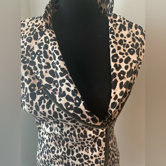 Medium Twenty One Leopard Print Zipper Dress - Picture 2 of 13